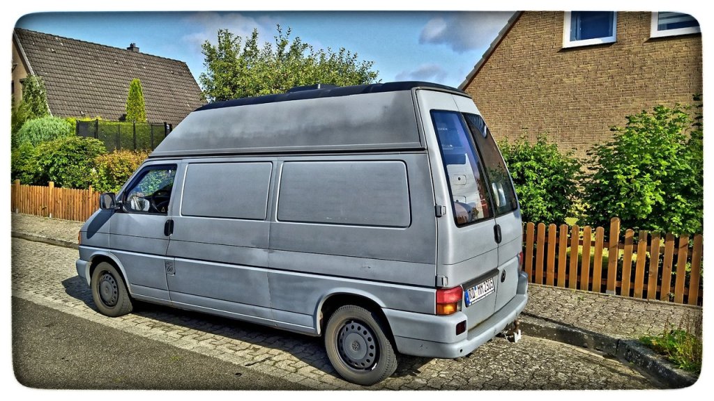 Leichter Rostansatz am Mittelschalldämpfer